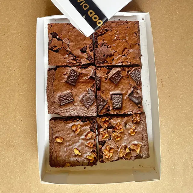 <b> Assorted Box of Brownies – Box 01 </b>